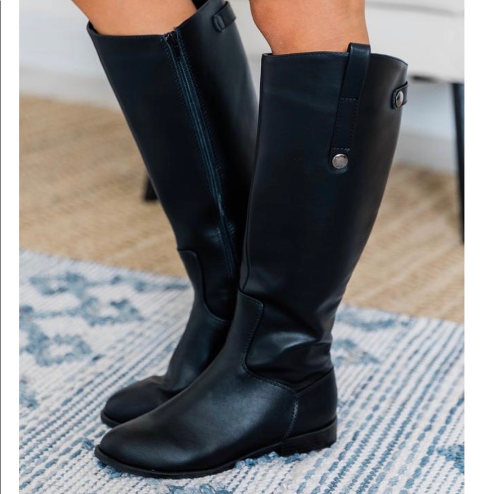 Black Boots Size 6